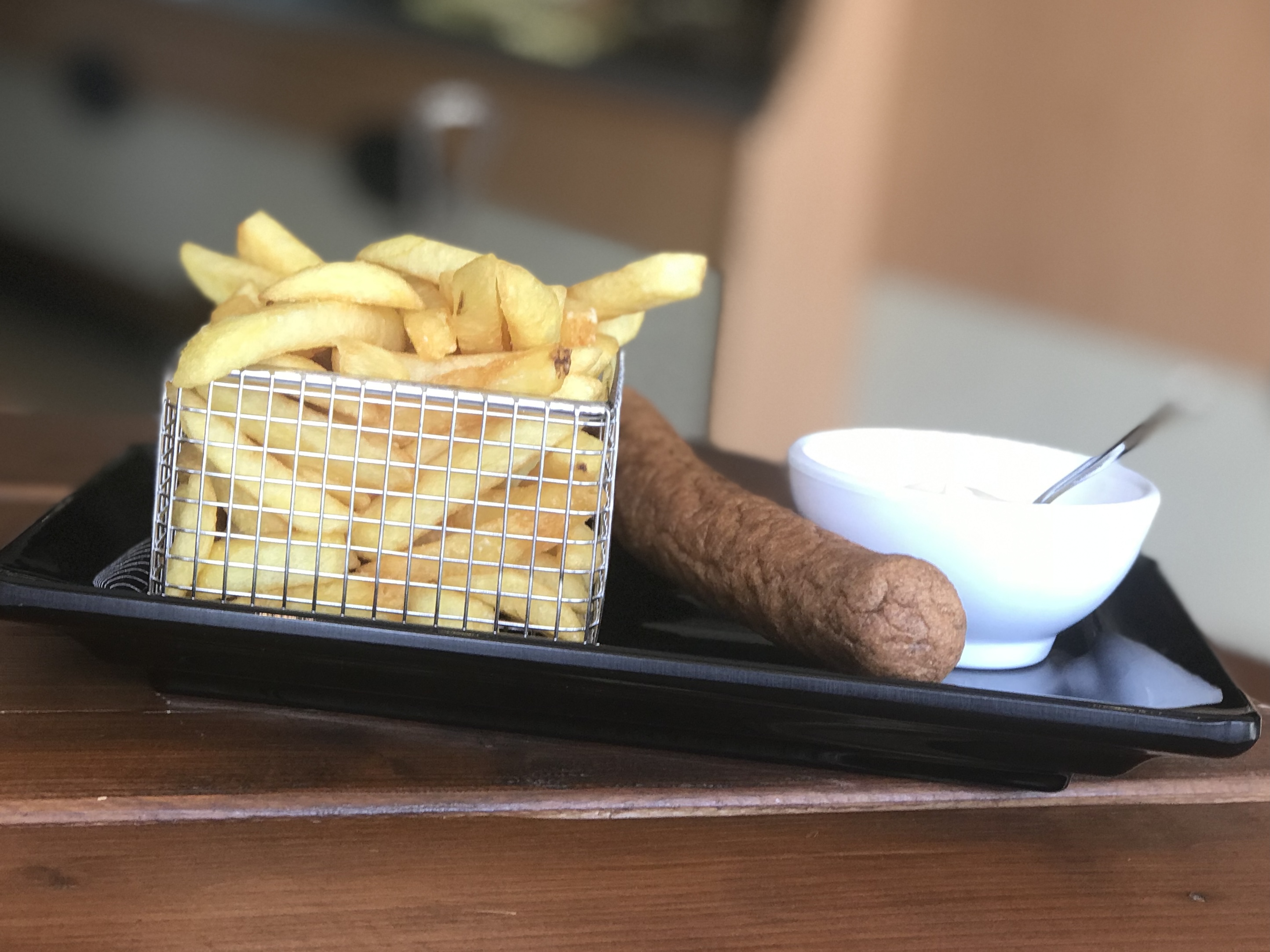 ProFri Friet met frikandel