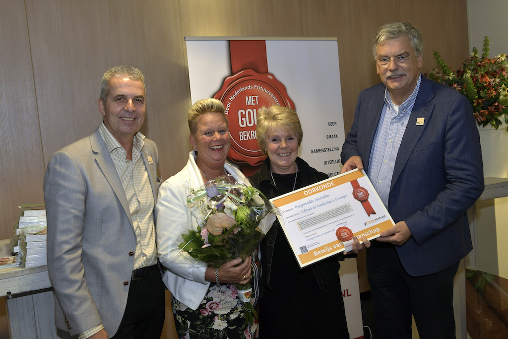 Met Goud Bekroond - Cafetaria De Paardeschuur in Groningen